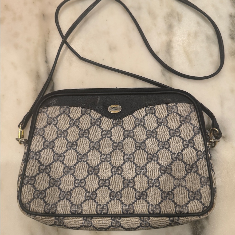 Vintage Gucci navy blue crossbody AUTHENTIC - Picture 2 of 8